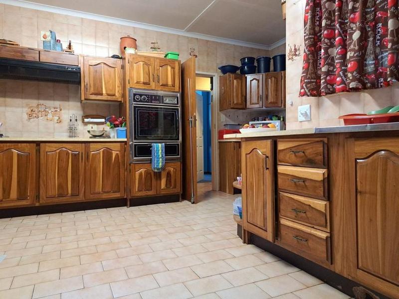 To Let 5 Bedroom Property for Rent in Potchefstroom North West